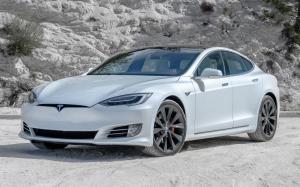 Tesla Model S Performance (NA) '2019